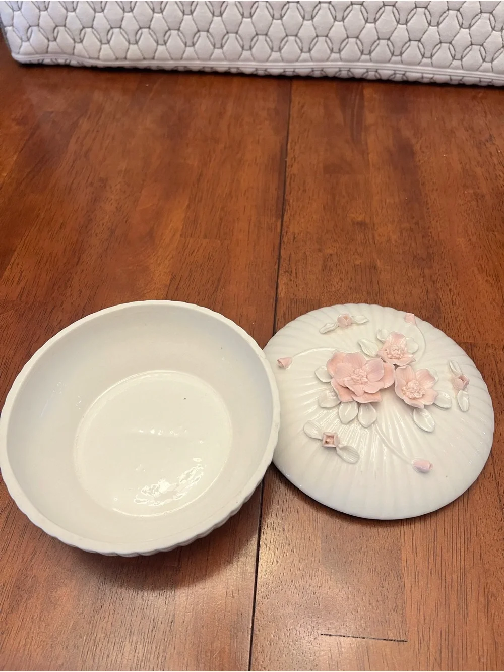 Royal Sealy delicate white